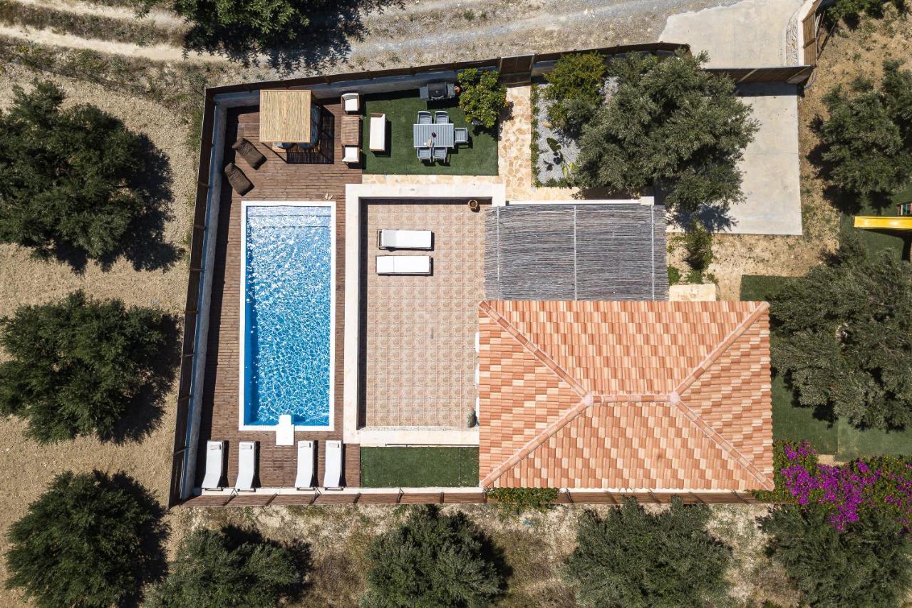 Villa Vera - With Private Heated Pool&Jacuzzi Pangalochori Esterno foto