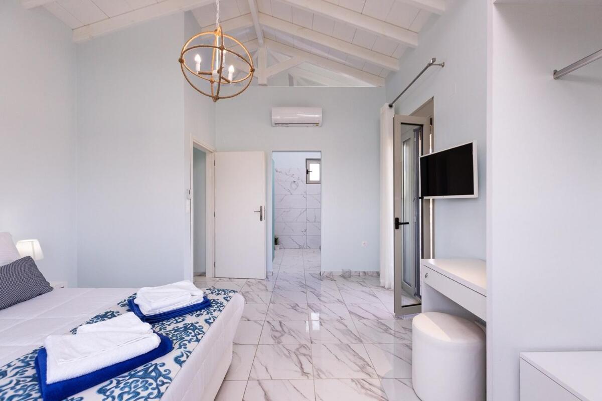 Villa Vera - With Private Heated Pool&Jacuzzi Pangalochori Esterno foto